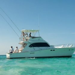 Renta de yate para pesca deportiva en Cancun hateras de 46 pies