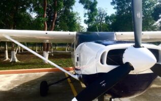 RENTA DE AVIONES EN CANCUN 4 Renta para 5 pasajeros CESSNA 210 en cancun mexico