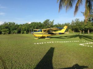Renta de avioneta para 4 pasajeros CESSNA 182 en Cancun Mexico