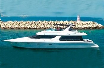 Tours en helicoptero en cancun, tours en yate privado, renta de yates de lujo, yates para charter en cancun, isla mujeres, puerto morelos, puerto cancun, uniesse carver de 60 pies