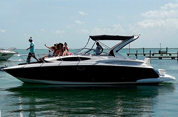 Tours en helicoptero en cancun, tours en yate privado, renta de yates de lujo, yates para charter en cancun, isla mujeres, puerto morelos, puerto cancun, uniesse regal de 34 pies